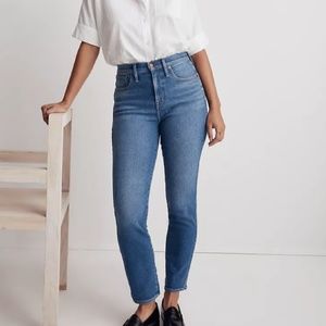 Madewell Straight Leg Curvy Stovepipe Roadtripper Jeans in Leaside Wash Sz. 28